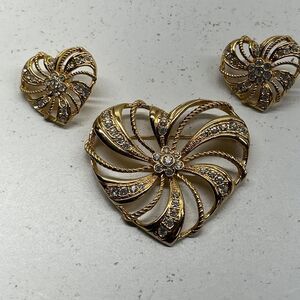 Vintage Avon Gold Tone Heart Brooch & ClipOn Earrings Set Rhinestone Swirl VGC